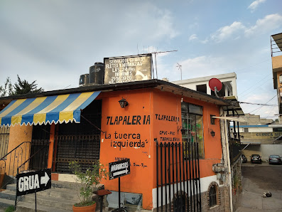 Gruas, Fletes Y Mudanzas "chavez", La Glorieta, San Lucas, Xochimilco.